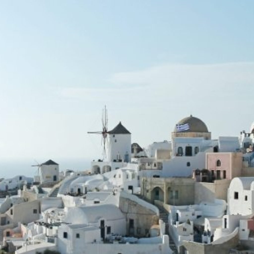 demo-attachment-124-imerovigli-img